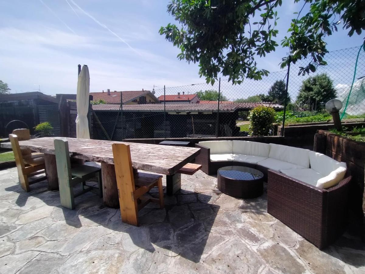 Casa Relax Lejlighed Laveno-Mombello Eksteriør billede